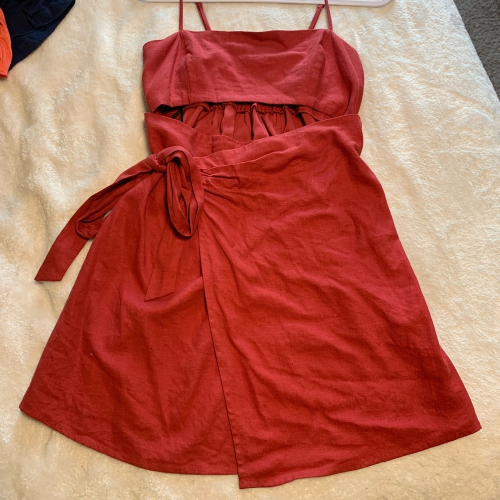 Red tie on the side dress